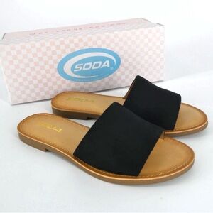 Soda Black & Tan Sandal slide ons NEW
